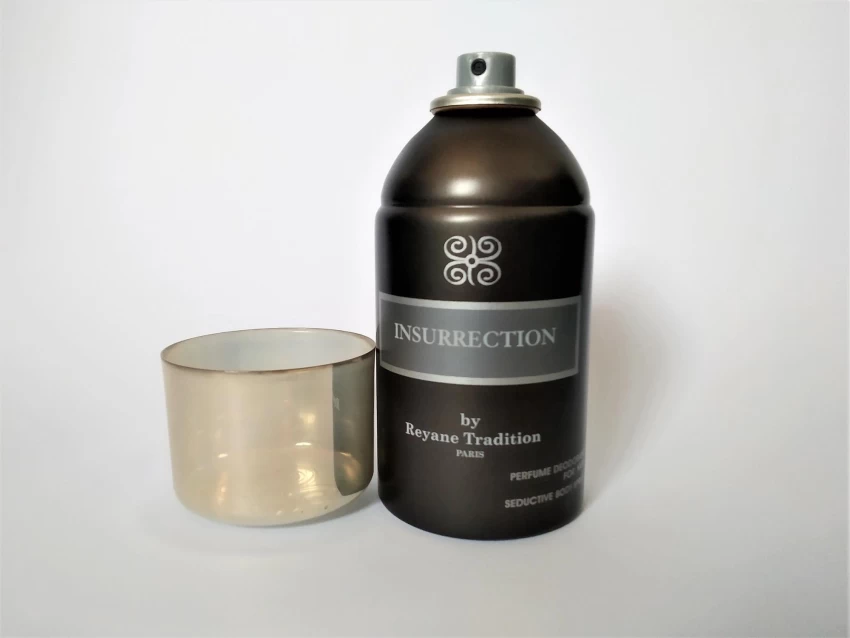 Insurrection-Pure-Deodorant-Spray-Men black 2