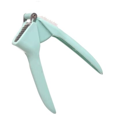 قطاعة وهراسة ثوم من البلاستيك و المعدن